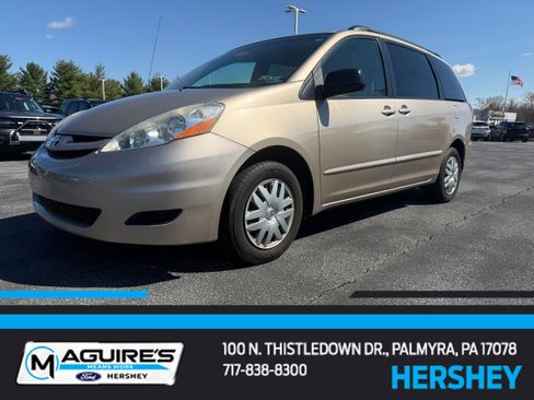 Used 2007 Toyota Sienna LE FWD image 1