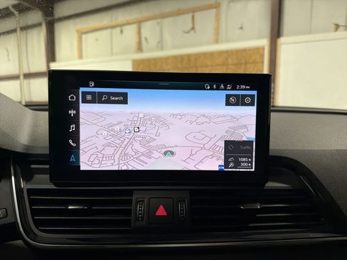 Used 2022 Audi Q5 2.0T Premium Plus image 18