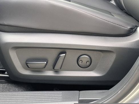 New 2026 Nissan Rogue SV FWD image 20