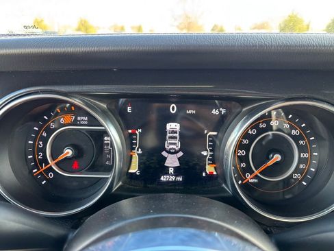 Used 2023 Jeep Wrangler Unlimited Rubicon 392 w/ Xtreme Recon 35" Tire Package image 19