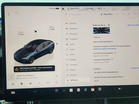 Used 2025 Tesla Model 3 Performance image 41