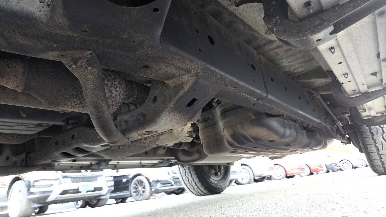 Used 2007 Toyota 4Runner SR5 AWD/4WD image 51