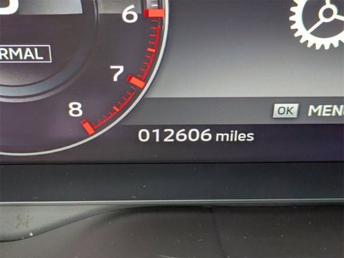 Used 2024 Mitsubishi Outlander SEL Black Edition image 32