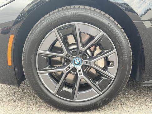 Used 2023 BMW i4 eDrive35 w/ Premium Package RWD image 10