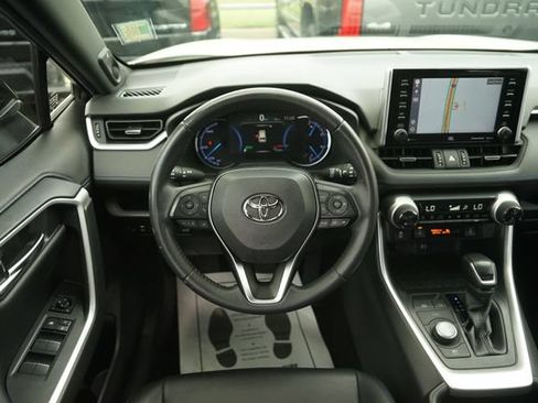 Used 2019 Toyota RAV4 XSE AWD/4WD image 22