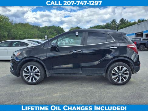Used 2022 Buick Encore Preferred image 9