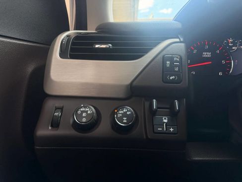 Used 2015 GMC Yukon Denali w/ Open Road Package AWD/4WD image 9