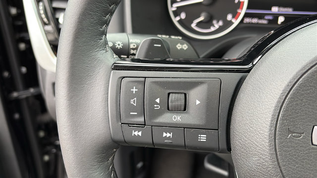 Certified 2023 Nissan Rogue SL w/ SL Premium Package AWD/4WD image 14