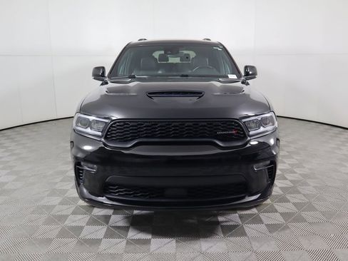 Used 2023 Dodge Durango GT image 2