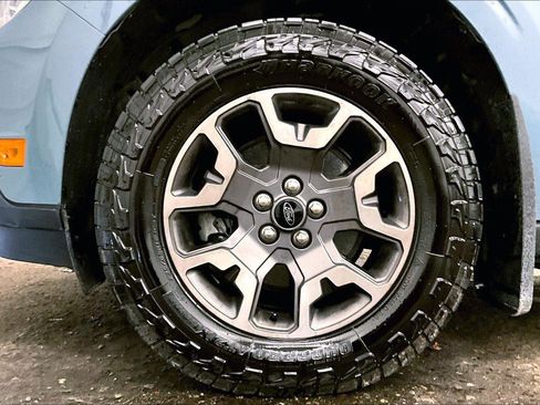 Certified 2022 Ford Maverick XLT w/ Equipment Group 300A Standard image 8