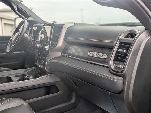 Used 2024 RAM 2500 Rebel w/ Towing Technology Group image 39