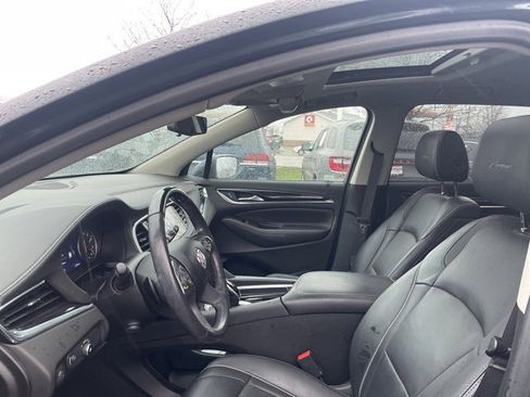 Used 2020 Buick Enclave Avenir w/ Avenir Technology Package image 6