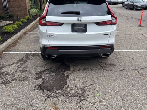 Used 2023 Honda CR-V Sport image 14
