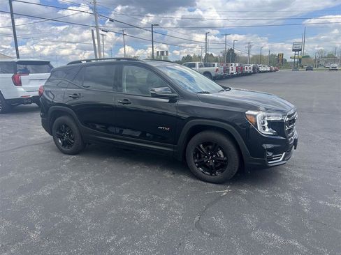 Certified 2023 GMC Terrain AT4 AWD/4WD image 2