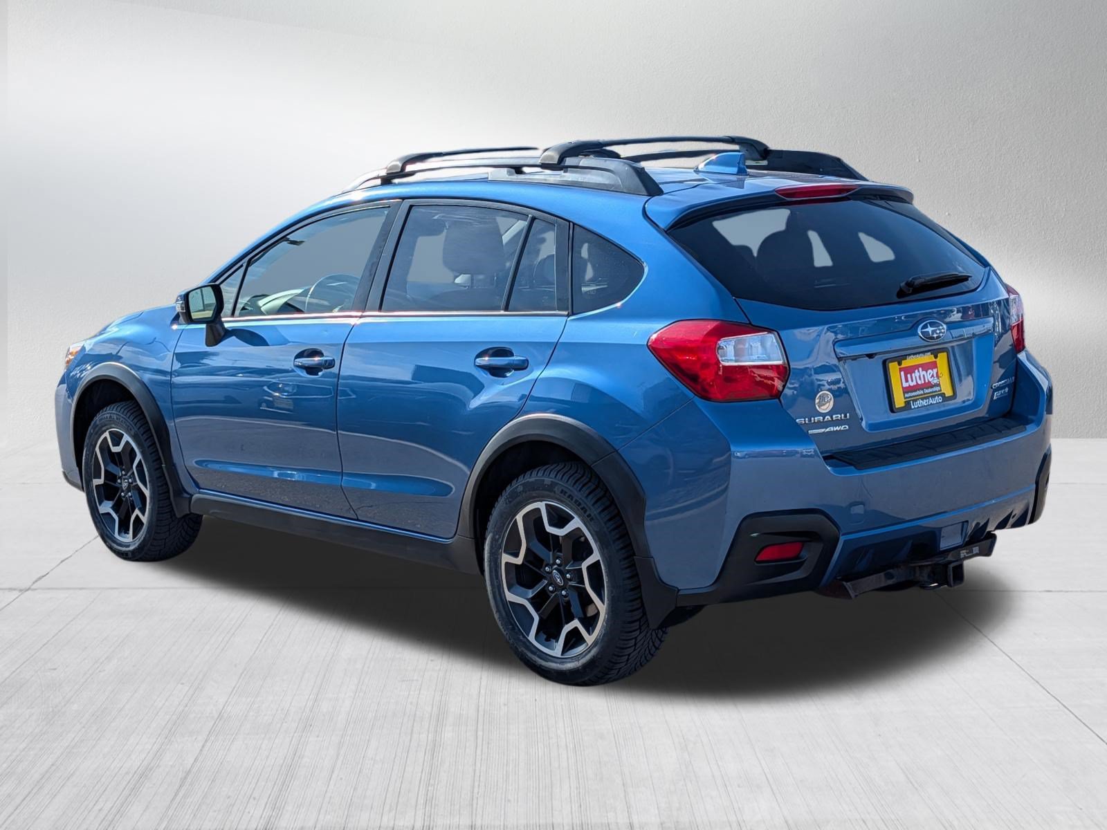 Used 2017 Subaru Crosstrek 2.0i Limited w/ Popular Package #2 AWD/4WD image 5