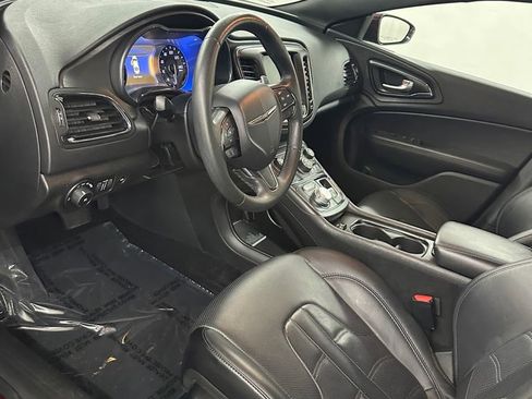 Used 2016 Chrysler 200 S w/ Navigation & Sound Group I image 10