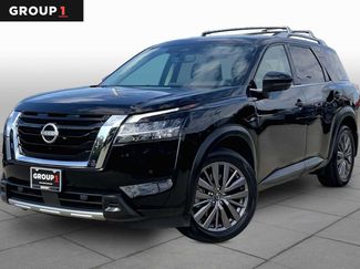 Used 2024 Nissan Pathfinder SL w/ SL Premium Package FWD video 1