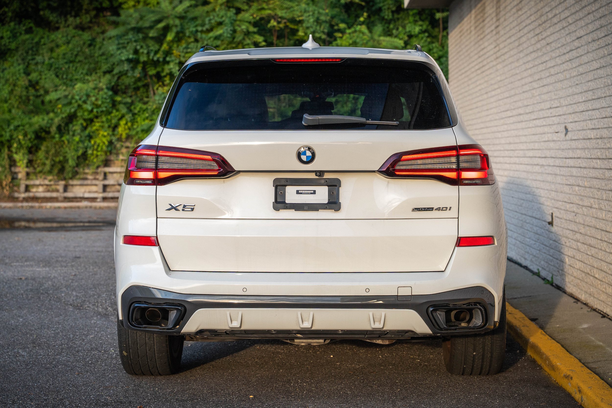 Used 2022 BMW X5 sDrive40i w/ M Sport Package RWD image 6