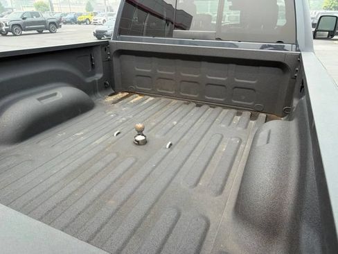 Used 2025 RAM 2500 Laramie w/ Night Edition AWD/4WD image 11