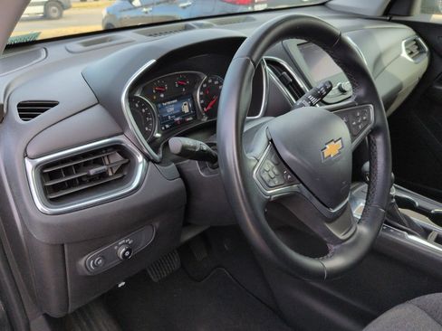 Used 2023 Chevrolet Equinox LT image 10