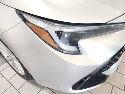 Used 2024 Toyota Corolla SE FWD image 6