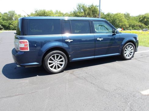 Used 2017 Ford Flex Limited FWD image 13