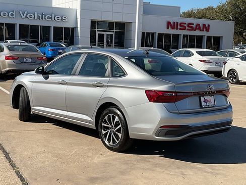 Used 2025 Volkswagen Jetta S image 7