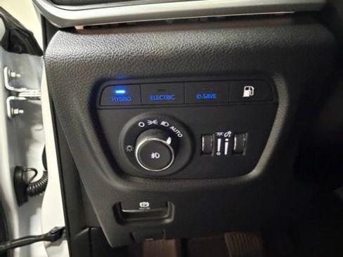 Used 2024 Jeep Grand Cherokee Limited 4xe AWD/4WD image 24