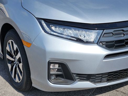 New 2026 Honda Odyssey EX-L image 10