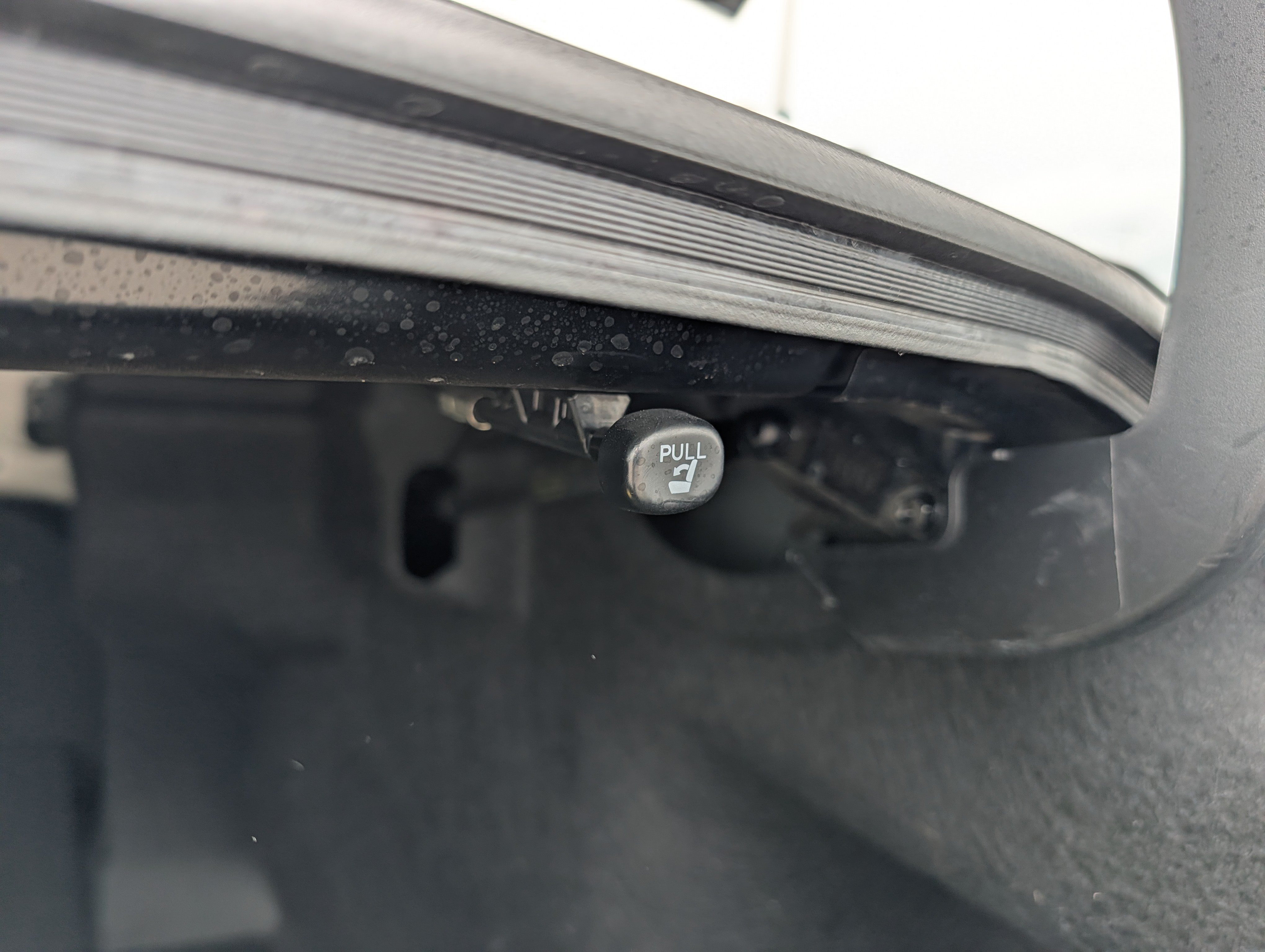 Used 2023 Toyota Camry SE FWD image 19