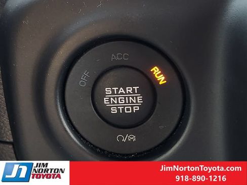 Used 2023 Jeep Wrangler Unlimited Rubicon w/ LED Lighting Group AWD/4WD image 22