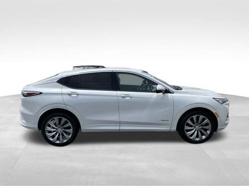 Used 2025 Buick Envista Avenir FWD image 4