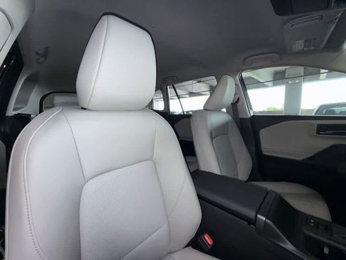 Used 2026 Toyota RAV4 XLE Premium FWD image 27