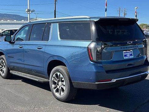 New 2026 Chevrolet Suburban LT w/ Comfort Package image 7