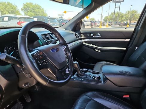 Used 2016 Ford Explorer Sport w/ Equipment Group 401A AWD/4WD image 10