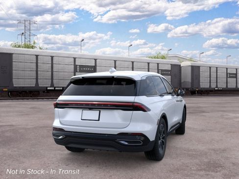 New 2026 Lincoln Nautilus Premier AWD/4WD image 8