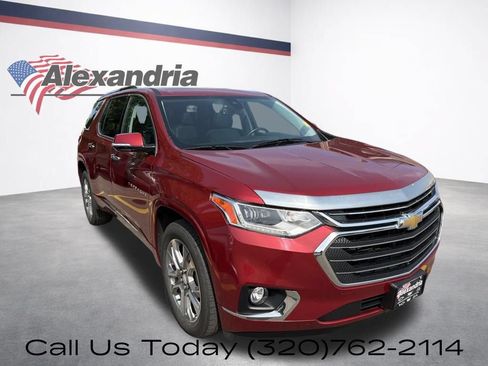 Used 2019 Chevrolet Traverse Premier AWD/4WD image 3