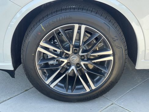 New 2026 Acura MDX SH-AWD w/ Advance Package image 4