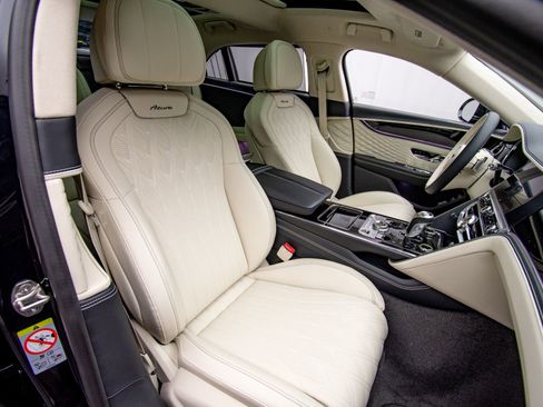 New 2026 Bentley Flying Spur Plug-In Hybrid image 27