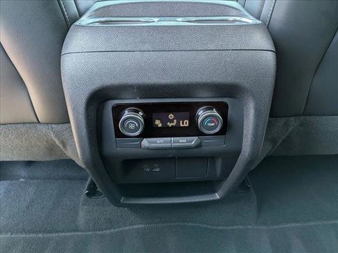Used 2026 Buick Enclave Preferred FWD image 18