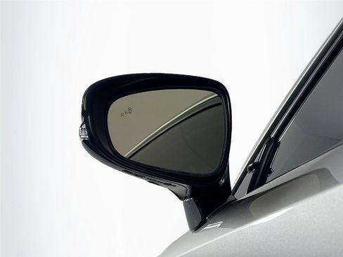 Used 2020 Lexus IS 300 F Sport w/ F Sport Package image 5