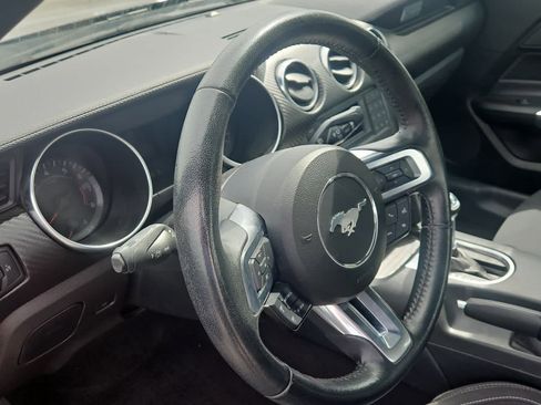 Certified 2023 Ford Mustang Coupe RWD image 2