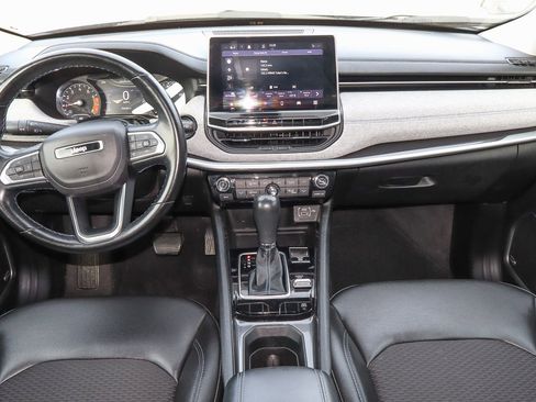 Used 2022 Jeep Compass Latitude w/ Sun and Sound Group image 10