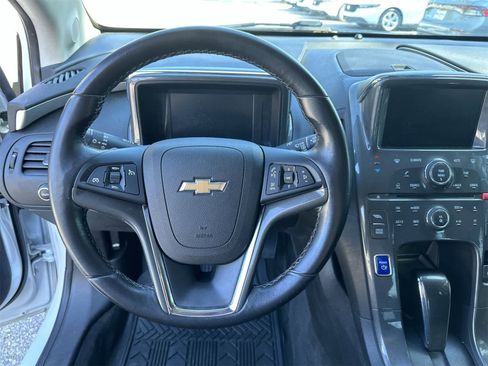 Used 2015 Chevrolet Volt image 18