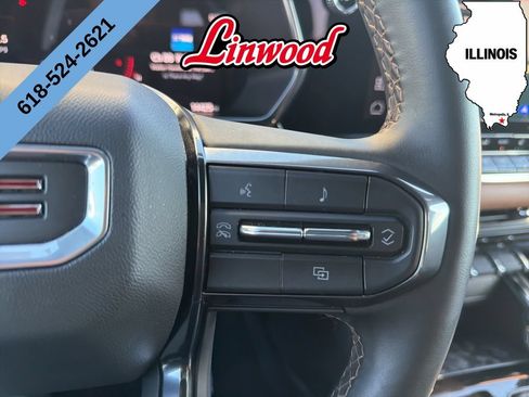 Used 2025 GMC Canyon AT4 AWD/4WD image 17