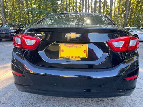 Used 2019 Chevrolet Cruze LS FWD image 8