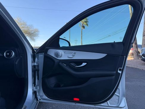 Used 2021 Mercedes-Benz C 300 Sedan image 33