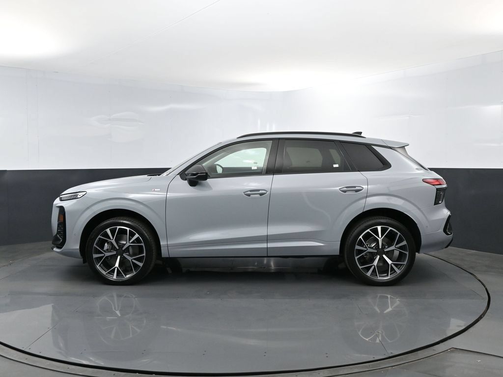 New 2026 Audi Q3 quattro 2.0T AWD/4WD image 26
