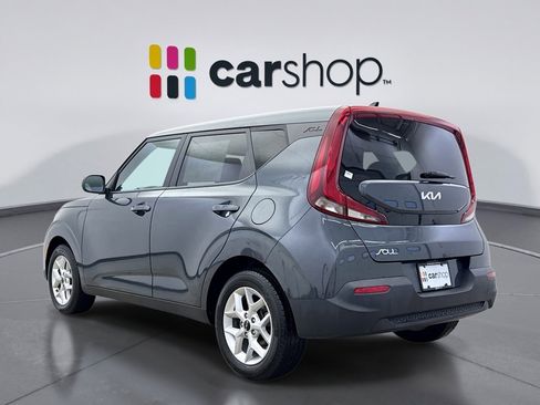 Used 2022 Kia Soul LX w/ Technology Package image 3