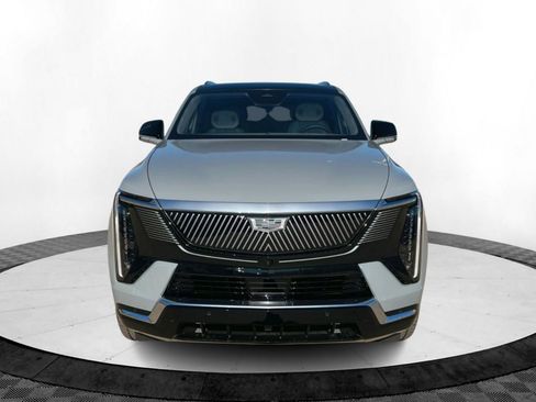 New 2026 Cadillac Escalade IQL Luxury image 9